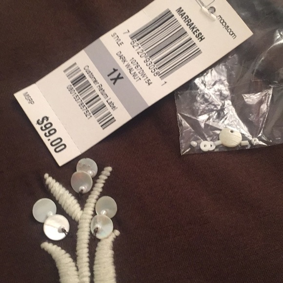 Dress - Picture 9 of 9